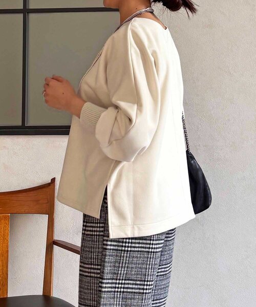 un dix cors（アンディコール）の「スエードドルマンプルオーバー（Tシャツ/カットソー・レディース・ブラック/グレイッシュベージュ/オフホワイト/バイオレット/グレー・FREE）」の21枚目の写真