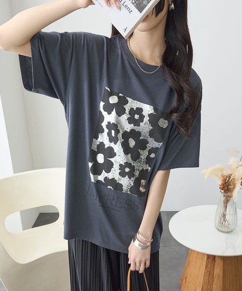 ReDial（リダイアル）の「箔プリントTシャツ（Tシャツ/カットソー・レディース・ホワイト/チャコールグレー・M/L/LL/3L）」の13枚目の写真
