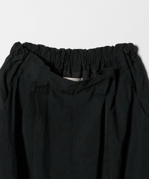 AEWEN MATOPH（イウエン マトフ）の「＜AEWEN MATOPH＞ウエストタック ポケットスカート（スカート・レディース・ホワイト/ブラック・38/36）」の15枚目の写真