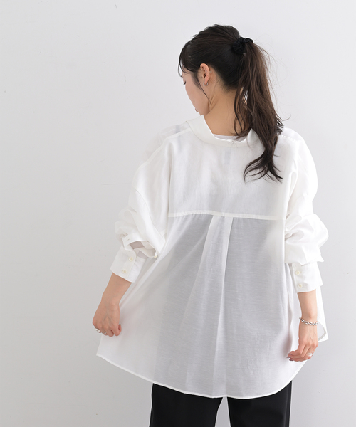 U by SPICK&SPAN（ユーバイスピックアンドスパン）の「リネンコンエアリーローンオーバーシャツ（シャツ/ブラウス・レディース・ホワイト/ピンク系その他/サックスブルー/ベージュ・FREE）」の6枚目の写真