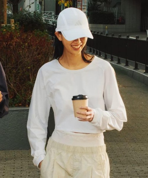 adidas(アディダス)の「DAY//0 長袖Tシャツ / RUN LS TEE W / ロンT / アディダス adidas(Tシャツ/カットソー・レディース・ベージュ・X-LARGE/SMALL/MEDIUM/LARGE)」の1枚目の写真