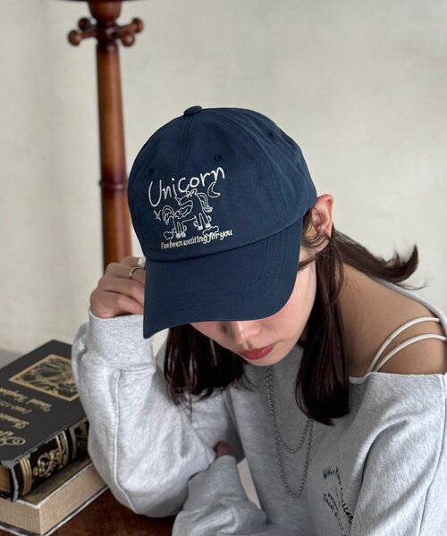 CPCM（シーピーシーエム）の「ユニコーンカラーキャップ（キャップ・レディース・レッド/ベージュ/ネイビー・FREE）」の2枚目の写真