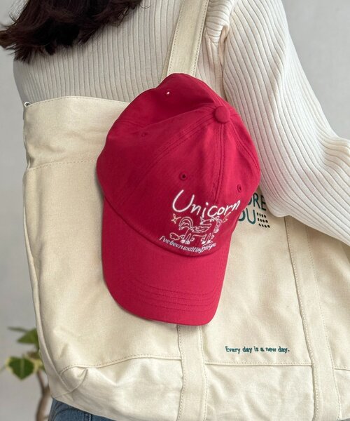 CPCM（シーピーシーエム）の「ユニコーンカラーキャップ（キャップ・レディース・レッド/ベージュ/ネイビー・FREE）」の3枚目の写真