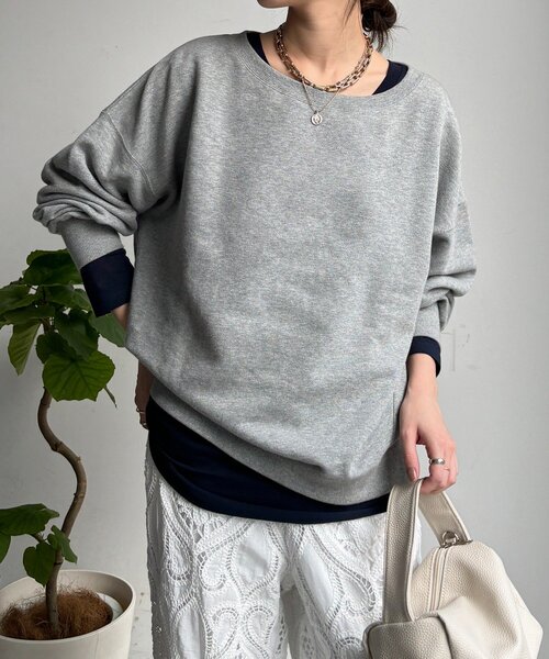 DouDou(ドゥドゥ)の「ロングロンTEE(Tシャツ/カットソー・レディース・オフホワイト/ネイビー/ベージュ/グレー・FREE)」の4枚目の写真