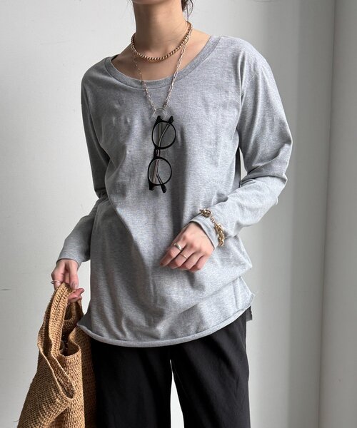 DouDou(ドゥドゥ)の「ロングロンTEE(Tシャツ/カットソー・レディース・オフホワイト/ネイビー/ベージュ/グレー・FREE)」の6枚目の写真