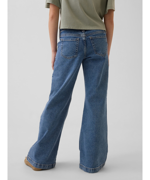 GAP（ギャップ）の「ローライズ シーム リラックスフィット フレアデニム (キッズ)（デニムパンツ・キッズ・インディゴブルー・150cm/140cm/120cm）」の5枚目の写真