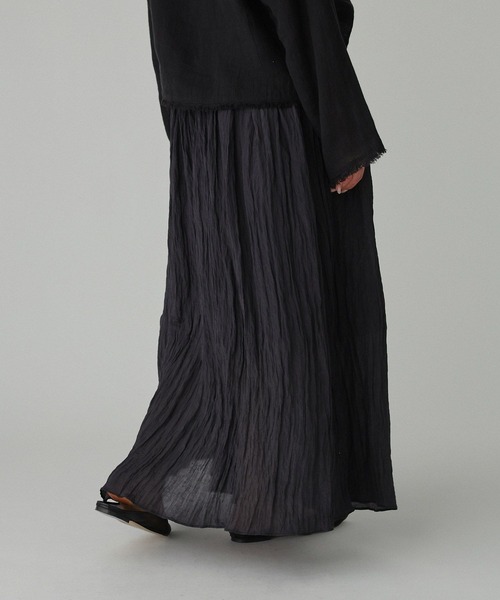 BABYLONE（バビロン）の「楊柳タックフレアスカート（スカート・レディース・シルバー/サックスブルー/ブラック・フリー）」の7枚目の写真