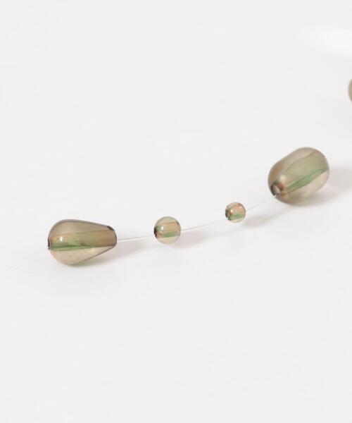 KBF(ケイビーエフ)の「シズクイヤリング(イヤリング・レディース・カーキ/クリア・ONE)」の15枚目の写真