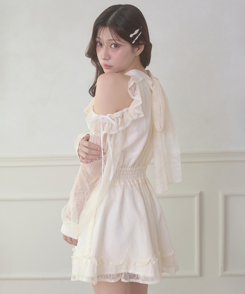 Ambre Neige(アンブルネージュ)の「open shoulder mini dress / オープンショルダーミニワンピース(ワンピース・レディース・その他/アイボリー/ブラック/ブラック系その他・FREE)」の14枚目の写真