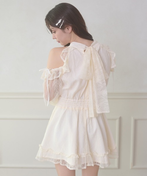 Ambre Neige(アンブルネージュ)の「open shoulder mini dress / オープンショルダーミニワンピース(ワンピース・レディース・その他/アイボリー/ブラック/ブラック系その他・FREE)」の15枚目の写真