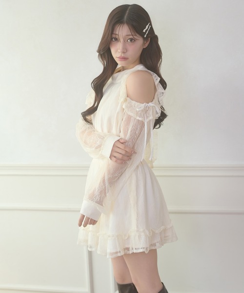 Ambre Neige(アンブルネージュ)の「open shoulder mini dress / オープンショルダーミニワンピース(ワンピース・レディース・その他/アイボリー/ブラック/ブラック系その他・FREE)」の18枚目の写真