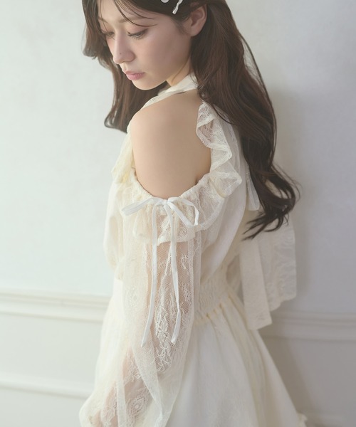 Ambre Neige(アンブルネージュ)の「open shoulder mini dress / オープンショルダーミニワンピース(ワンピース・レディース・その他/アイボリー/ブラック/ブラック系その他・FREE)」の19枚目の写真