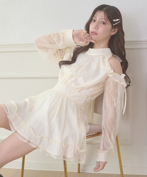 Ambre Neige(アンブルネージュ)の「open shoulder mini dress / オープンショルダーミニワンピース(ワンピース・レディース・その他/アイボリー/ブラック/ブラック系その他・FREE)」の10枚目の写真