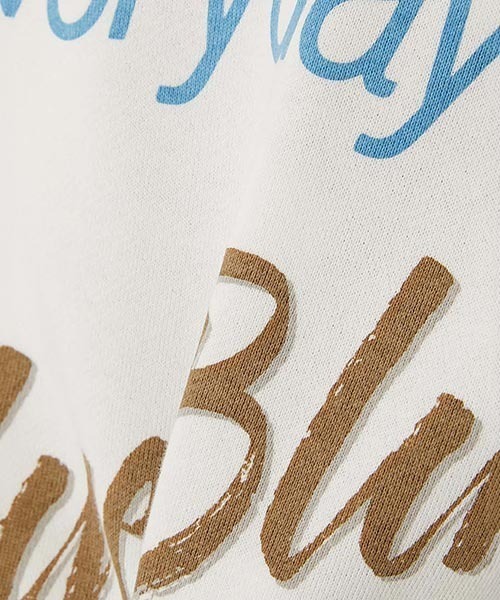 BLUE BLUE(ブルーブルー)の「Everyday Blue Blue クルーネック スウェット(スウェット・メンズ・ホワイト/ネイビー・L/XL/S/M)」の7枚目の写真