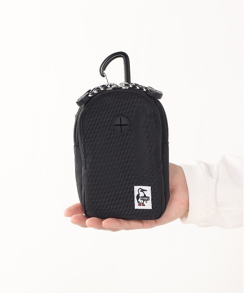 CHUMS（チャムス）の「【CHUMS/チャムス】 Recycle Portable Music Pouch（ポーチ・レディース・ブラック・FREE）」の2枚目の写真