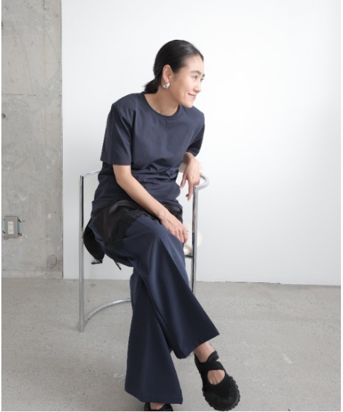 Henon.(ヘノン)の「肩パットTシャツ(Tシャツ/カットソー・レディース・バーガンディー/ホワイト/ネイビー・F)」の12枚目の写真