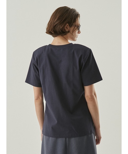 Henon.(ヘノン)の「肩パットTシャツ(Tシャツ/カットソー・レディース・バーガンディー/ホワイト/ネイビー・F)」の5枚目の写真