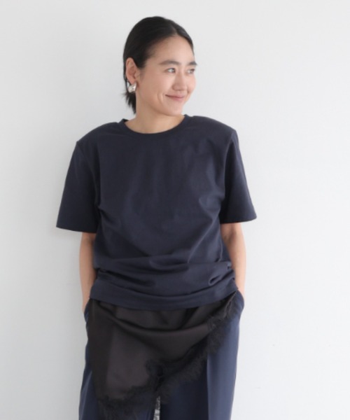 Henon.(ヘノン)の「肩パットTシャツ(Tシャツ/カットソー・レディース・バーガンディー/ホワイト/ネイビー・F)」の18枚目の写真