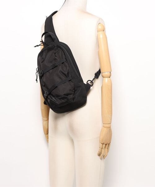 CAMP7(キャンプセブン)の「【CAMP7】リップストップナイロンスリングバッグ (軽量 / 耐久性 / スタイリッシュ / アクティブ)(ショルダーバッグ・メンズ・グレー/ブラック/カーキブラウン・ONE SIZE)」の5枚目の写真