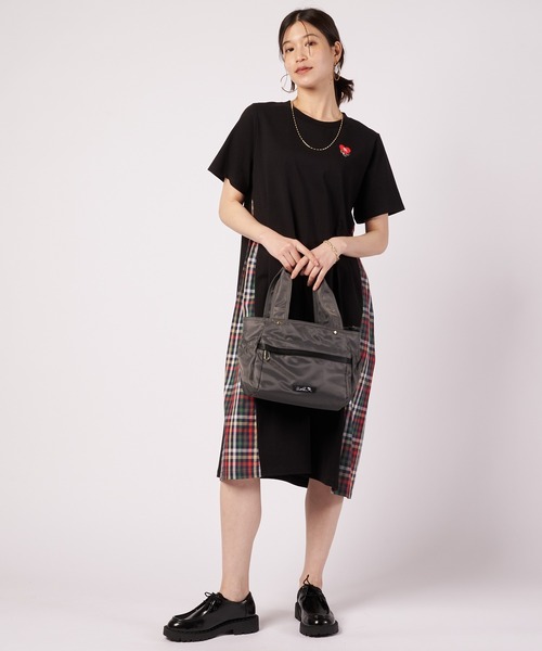 Arnold Palmer(アーノルドパーマー)の「アソート モチーフ ワンピース(ワンピース・レディース・ブラック/ベージュ/ネイビー・S/M/L)」の1枚目の写真