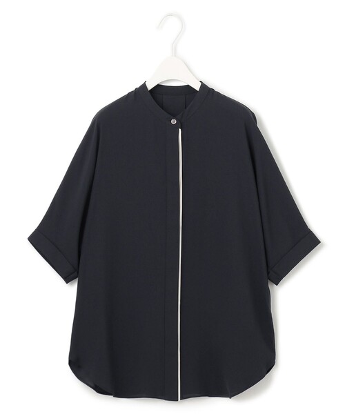 ICB(アイシービー)の「BackSatinAmunzen 5分袖バンドカラーブラウス(シャツ/ブラウス・レディース・ブラック系/ブラック系8/アイボリー系/サックスブルー系8/ローズ系/ライトイエロー系5/スカイブルー系/ローズ系5・SMALL/MEDIUM/X-SMALL)」の9枚目の写真