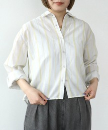 カラーステッチ刺繍ブラウス