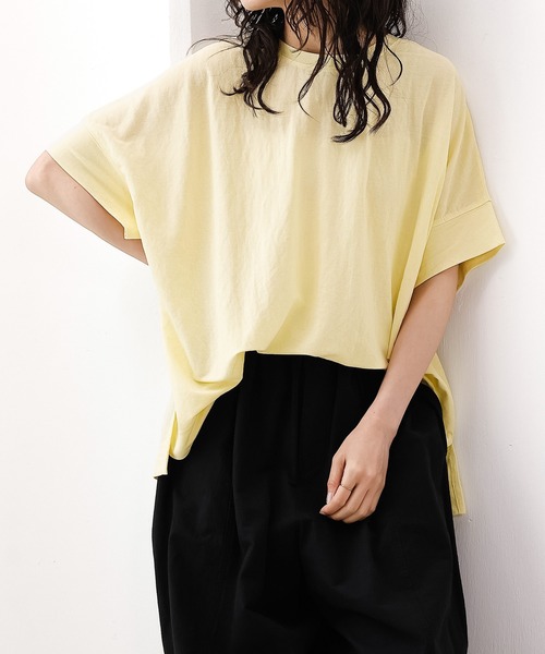 emesuelee(エメスーリー)の「UV遮蔽率90%以上 ナイロン混 接触冷感 半袖プルオーバー(Tシャツ/カットソー・レディース・グリーン/ブルー/スカイブルー/ブラック/アイボリー/イエロー・フリー)」の6枚目の写真