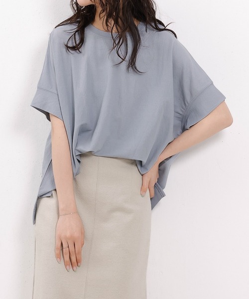 emesuelee(エメスーリー)の「UV遮蔽率90%以上 ナイロン混 接触冷感 半袖プルオーバー(Tシャツ/カットソー・レディース・グリーン/ブルー/スカイブルー/ブラック/アイボリー/イエロー・フリー)」の4枚目の写真