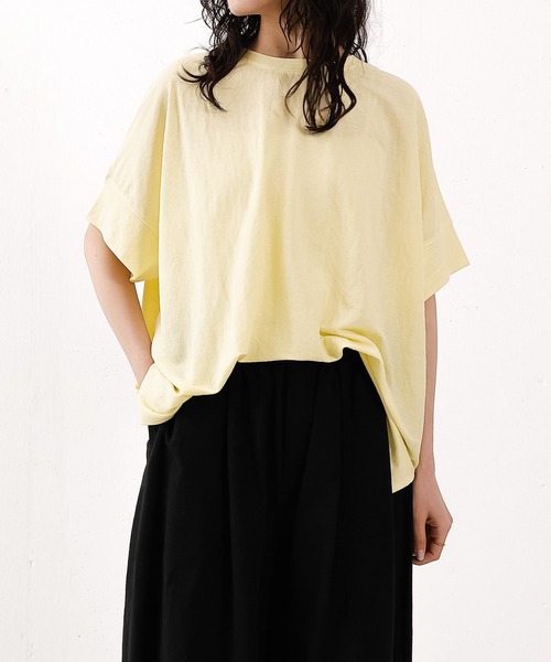 emesuelee(エメスーリー)の「UV遮蔽率90%以上 ナイロン混 接触冷感 半袖プルオーバー(Tシャツ/カットソー・レディース・グリーン/ブルー/スカイブルー/ブラック/アイボリー/イエロー・フリー)」の14枚目の写真