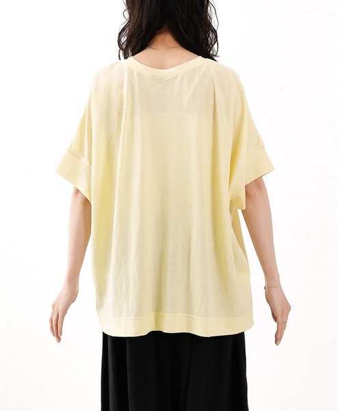 emesuelee(エメスーリー)の「UV遮蔽率90%以上 ナイロン混 接触冷感 半袖プルオーバー(Tシャツ/カットソー・レディース・グリーン/ブルー/スカイブルー/ブラック/アイボリー/イエロー・フリー)」の21枚目の写真
