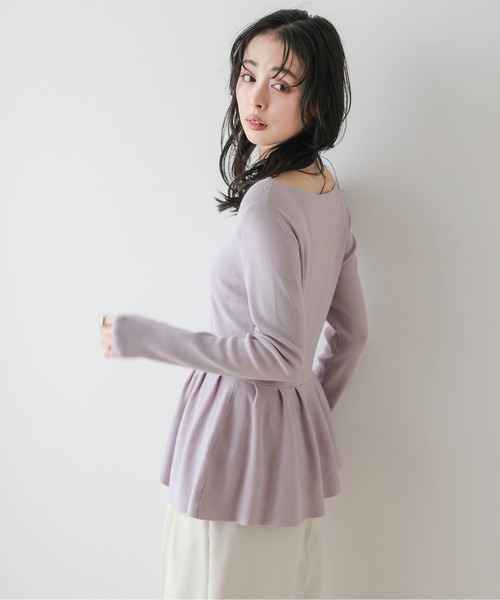 SUGAR BISKET(シュガービスケット)の「アシンメトリーペプラムトップス(ニット/セーター・レディース・グレー/ブラック/ホワイト/ラベンダー・フリー)」の14枚目の写真