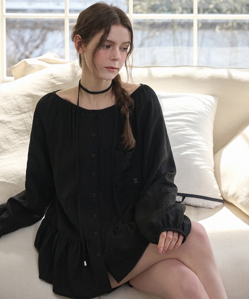 MICANE（ミケーネ）の「フリルタイブラウス（シャツ/ブラウス・レディース・ブラック/クリーム・LARGE/MEDIUM/X-LARGE/SMALL）」の8枚目の写真