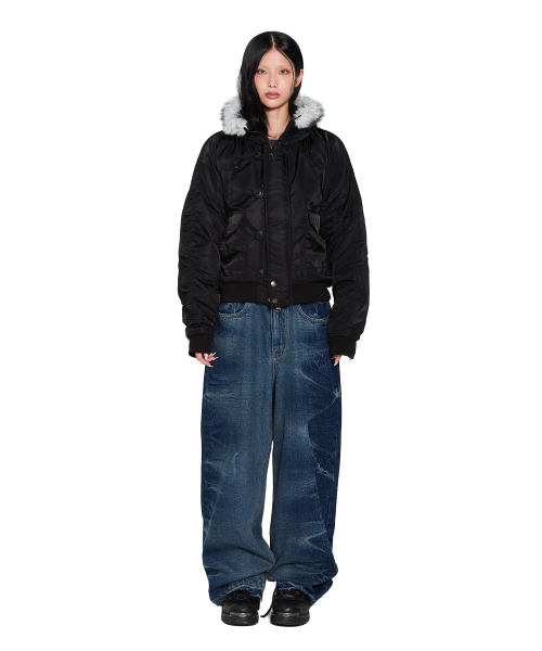 AAKAM(アーカム)の「Hooded Fur MA-1 Jacket (Black)(ブルゾン・レディース・その他・1/2)」の3枚目の写真