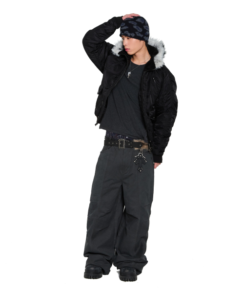 AAKAM(アーカム)の「Hooded Fur MA-1 Jacket (Black)(ブルゾン・レディース・その他・1/2)」の13枚目の写真