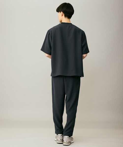UNFILO(アンフィーロ)の「【接触冷感/セットアップ対応】ダブルクロス クルーTEE(Tシャツ/カットソー・メンズ・ブラック系/サックスブルー系/ネイビー系・SMALL/MEDIUM/LARGE/X-LARGE)」の4枚目の写真