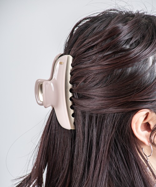 ALEXANDRE DE PARIS(アレクサンドルドゥパリ)の「【ALEXANDRE DE PARIS】ヘアクリップ ヘアアクセサリー 髪留め TIMELESS VENDOME L 10.5x5(バレッタ/ヘアクリップ・レディース・ブラック×ゴールド/ブラック×シルバー/アイボリー/ベージュ・FREE)」の21枚目の写真