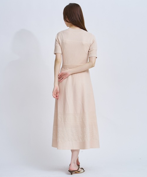 NOELA(ノエラ)の「レース編みニットワンピース(ワンピース・レディース・ブラック/ベージュ/オフホワイト・フリー)」の16枚目の写真