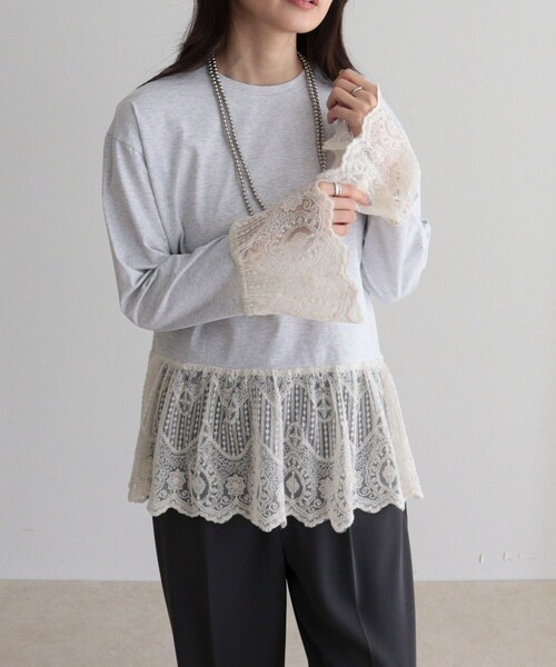 fredy emue(フレディエミュ)の「【4回目の追加販売!】レースドッキングロンTシャツ(Tシャツ/カットソー・レディース・ライトグレー/オフホワイト・38)」の7枚目の写真