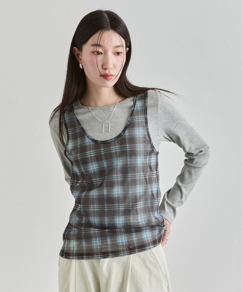 NUJOH（ヌゾ）の「Slim Basic Long Sleeve Top / スリムベーシックロングスリーブトップス（Tシャツ/カットソー・レディース・イエロー/パープル/ブラック/ホワイト/グレー・FREE）」の4枚目の写真