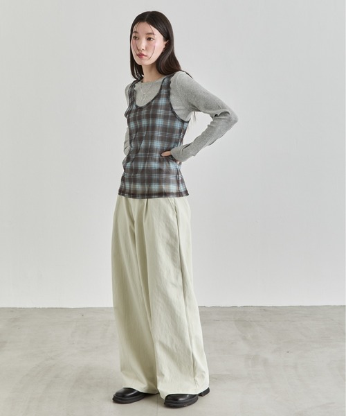 NUJOH（ヌゾ）の「Slim Basic Long Sleeve Top / スリムベーシックロングスリーブトップス（Tシャツ/カットソー・レディース・イエロー/パープル/ブラック/ホワイト/グレー・FREE）」の17枚目の写真