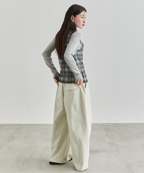 NUJOH（ヌゾ）の「Slim Basic Long Sleeve Top / スリムベーシックロングスリーブトップス（Tシャツ/カットソー・レディース・イエロー/パープル/ブラック/ホワイト/グレー・FREE）」の22枚目の写真