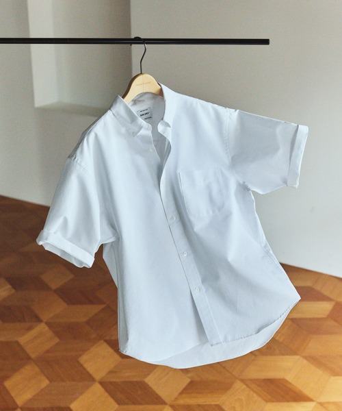 FREAK'S STORE（フリークスストア）の「AIRDRY HIGH TECHYARN オックスフォード ボタンダウンシャツ ショートスリーブ/エアドライ ポリエステル 半袖シャツ/吸水速乾/遮熱（シャツ/ブラウス・メンズ・ホワイト/グリーン/ダークグレー/チェック/グレー/ブルー/サックスブルー・SMALL/MEDIUM/LARGE）」の2枚目の写真