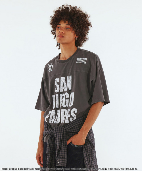 BACK TO THE FIELD（バック トゥー ザ フィールド）の「【MLB】Design Tee（Tシャツ/カットソー・メンズ・ピンク/ネイビー/ブラック・MEDIUM/LARGE/XL）」の14枚目の写真