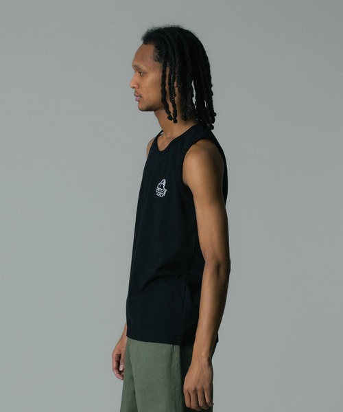 XLARGE(エクストララージ)の「SLANTED OG TANK TOP(タンクトップ・メンズ・ブラック/ホワイト/グリーン/ネイビー・S/M/L/XL)」の8枚目の写真