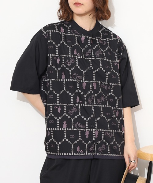 Emago(イマゴ)の「EMAGO おうち透かし刺繍シャツ 半端袖(シャツ/ブラウス・レディース・ネイビー/アイボリー/ブラック・FREE)」の14枚目の写真