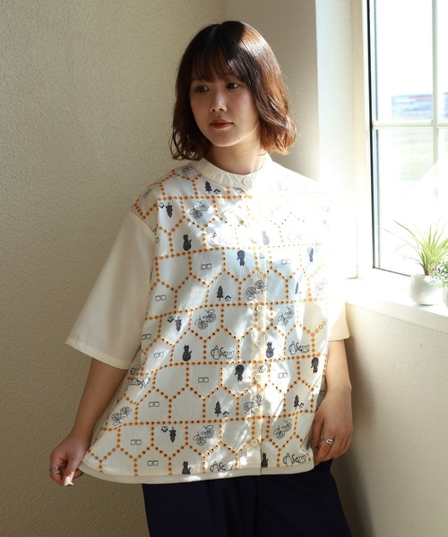 Emago(イマゴ)の「EMAGO おうち透かし刺繍シャツ 半端袖(シャツ/ブラウス・レディース・ネイビー/アイボリー/ブラック・FREE)」の7枚目の写真