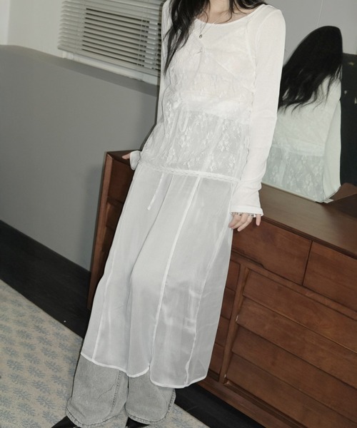 by LEGNA（バイレグナ）の「フラワーレースキャミソール（キャミソール・レディース・ブラック/ホワイト・FREE）」の3枚目の写真