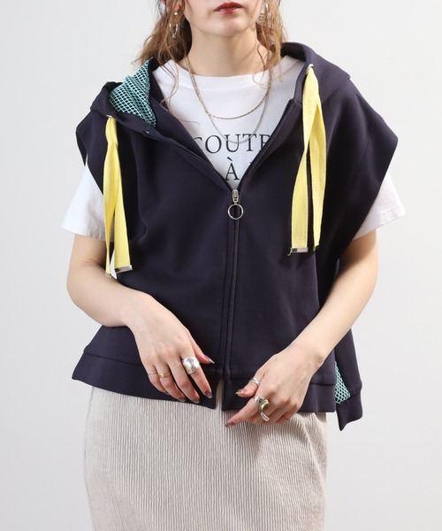 EGLANTINE(エグランティーヌ)の「EGLANTINE セットアップ対応 メッシュジップパーカーベスト(ベスト・レディース・ネイビー/ベージュ/シルバーグレー・40)」の18枚目の写真