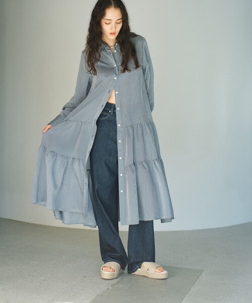 BIANCA(ビアンカ)の「【1周年記念アイテム】シアーストライプボリュームシャツワンピース(ワンピース・レディース・ネイビー/ベージュ・38)」の7枚目の写真