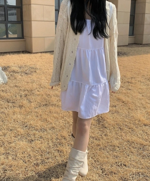 VIVID LADY(ビビッドレディー)の「リボンストラップ ティアードミニワンピース(ワンピース・レディース・ブラック/アイボリー・FREE)」の8枚目の写真